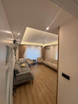 Asansörlü Kat Ve Cephe Seçenekli Lüx Daireler