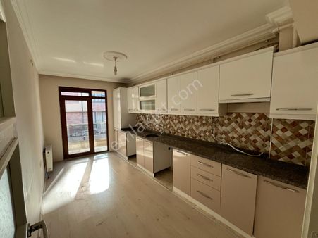 Halk Cd 50m Balkonlu Bakımlı Fırsat Geniş 2+1 Daire Sk-6