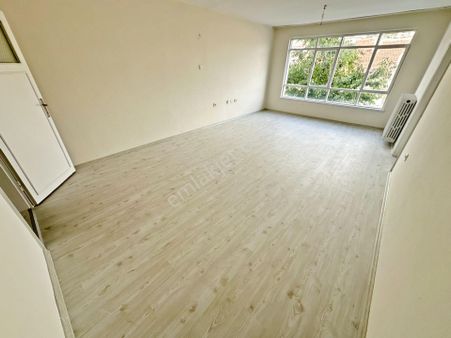 Tevfik Sağlam Cad. Üzeri Ara Katta 3+1 Yapılı G.doğu Mantolamalı