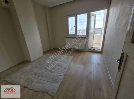 M.akifte Satılık 1+1 Masrafsız 70m² 6. Kat Daire