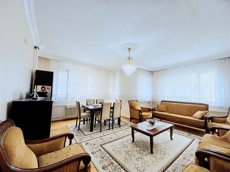 Kr Unity Deliklitaş Mh Yunusemre Cd 3+1 Satılık Fırsat Daire