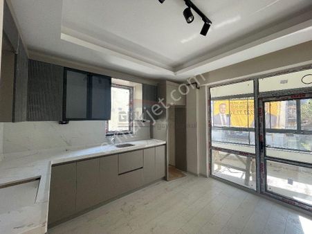 Güvenay - Çorum Beytepe Ara Kat Satılık Lüks Sıfır 2+1 Daire