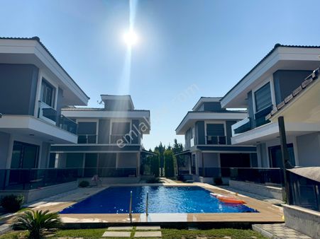 Seferihisar Çolak İbrahimbey Doğalgazlı 3+1 Ayrı Mutfak Müstakil