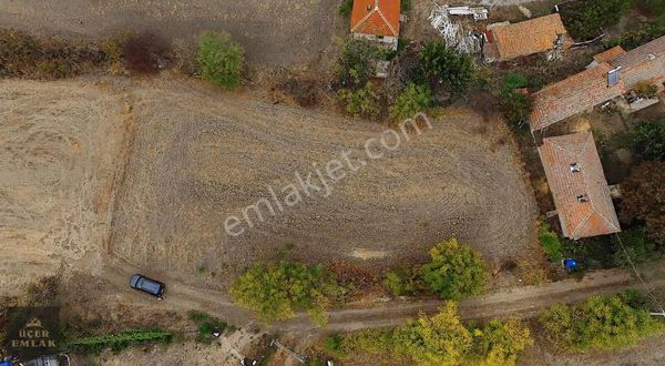 Üçer Emlak'tan Edirne Havsa Necatiye Köyü 521m2 Arsa Satılık