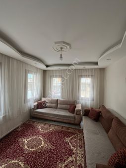 Vizyon Gayrimenkul'den Adakale Mahallesin'de 2+1 Satılık Daire