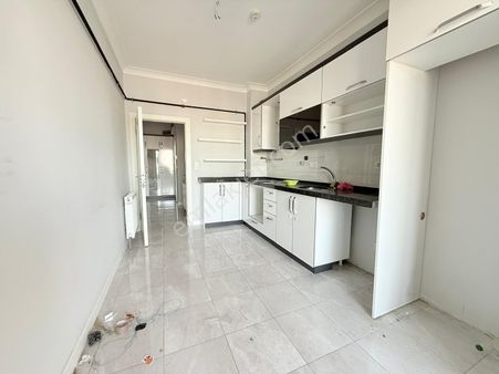 ▄tek Yetkili Firma▄spor Kompleksi Yanı Lüx Site'de Manzaralı_3+1