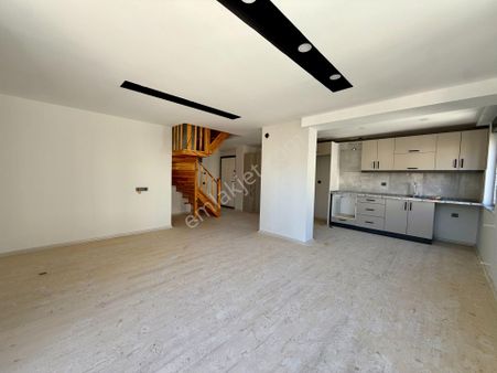 3+1 Kapalı Otoparklı Sıfır Dubleks Daire
