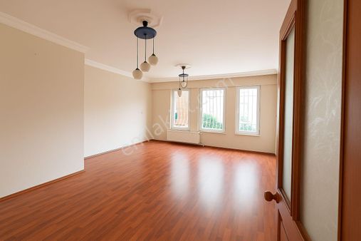 Çağlayan Mahallesinde 3+1 Kiralık