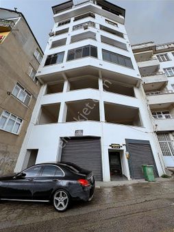 Enka G.y.o'dan 1+1 Deniz Manzaralı Eşyalı Kiralık