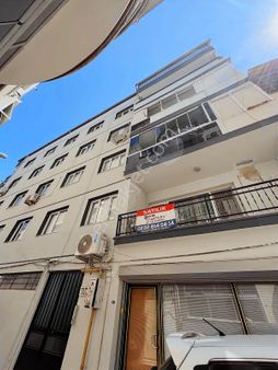 Menemen Esatpaşa Mahallesin'de 2+1 Satılık Daire