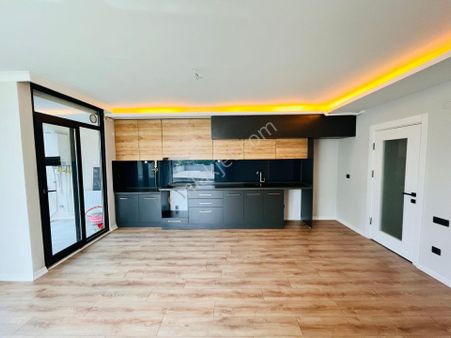 Parstan İkizçayda Giyinme Odalı Bahçe Kullanımlı Lüks 2+1 Daire