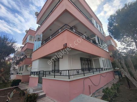 Edremit Akçay Mahallesinde Bir Kaz Dağları Manzaralı 4+1 Satılık