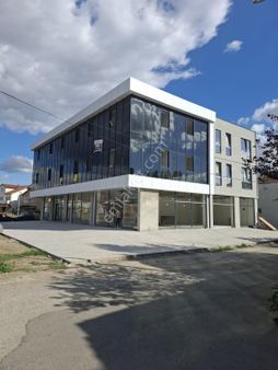 Serdivan Yazlık Kavşağı Aralık Caddesi Üzeri Ofis