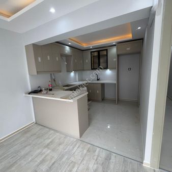 🏡peker Mahallesi 🏡 ✅3+1 M2 120 5 Katlınım 4 Katı ❇️kombi Petekli
