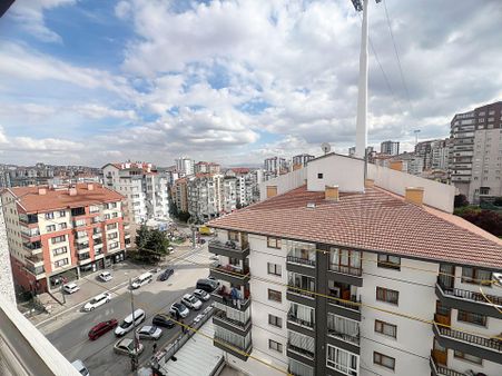Burç Mahalle Seval Caddede Şentepenin En Merkezinde Güney Batı Kapalı Otoparklı 3+1