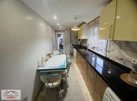 Erarslandan Metro Ve Metro Büse 10dak 8 Yıllık 2+1daire 2banyo