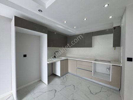 Pi Gayrimenkul'den Ertuğrulgazi Mahallesi'nde 3+1 Dubleks Daire