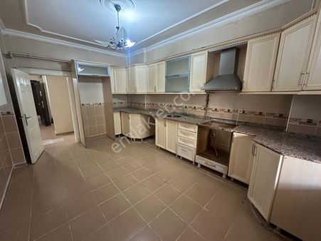 Akev Gayrimenkul'den Kköprü Akpiyar'da 3+1 Kiralık Daire