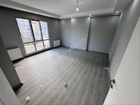 Akçil’den Ara Katta Merkezi Konumda 2+1 Daire