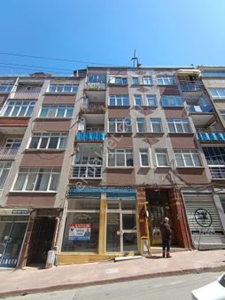 Ciftlik Caddesine Yakın Satılık Dıştan Dublex Daire