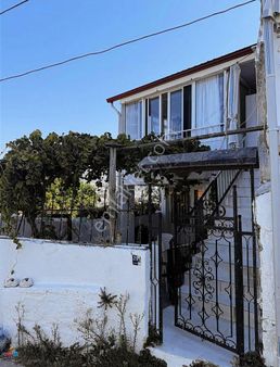 Eski Kuşadası Evi Deniz Ve Şehir Manzaralı