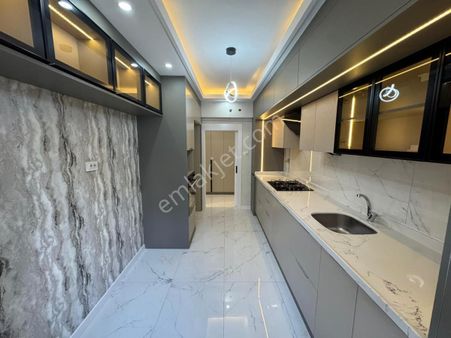 Tandoğan Mah 3+1 Y.girişte Ful Yapılı Okulun Karşısında Daire