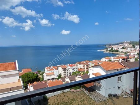 Yalova Armutlu'da Deniz Manzaralı Süper Dublex