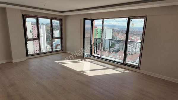 Aktepe Vestra'da Ultra Lüks Kat Konumunda 4+1 Satılık Turyap'tan