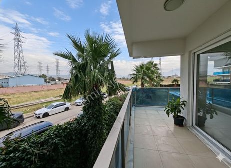 Kw Cobans'tan Modern, Şık Ve Full Eşyalı | Bornova Park'ta Kiralık Daire! (d12)
