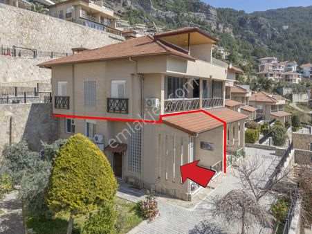 Alanya Tepede Satılık 2+1 Masrafsız Dublex Villa