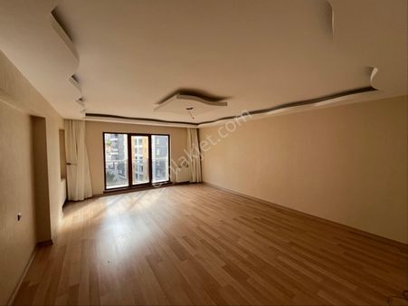 Yonca Emlak Durali Alıç Mah. Satılık 5+1 Dubleks Daire