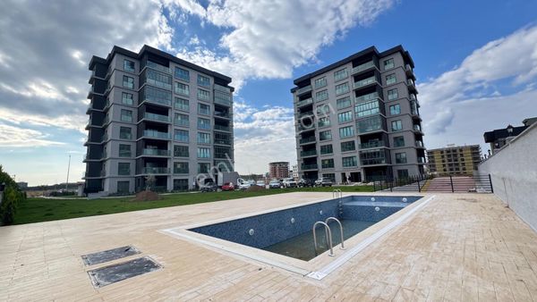 Çanakkale Simirna Park Sitesinde Lüx 3+1 Satılık Daire