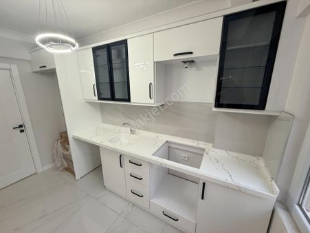 ▀jet Emlaktan Sarıkız'da Ön Cephe Müstakil Tadında Masrafsız 2+1