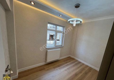 Dikmen Nimet Sokaka 3+1 110 M2 Lüks Yapılı Satılık