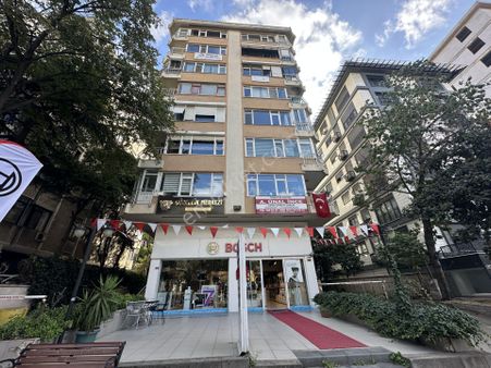 Turyap Göztepe Den Minibüs Cad Üzerinde 3+1 Kiralık İşyeri