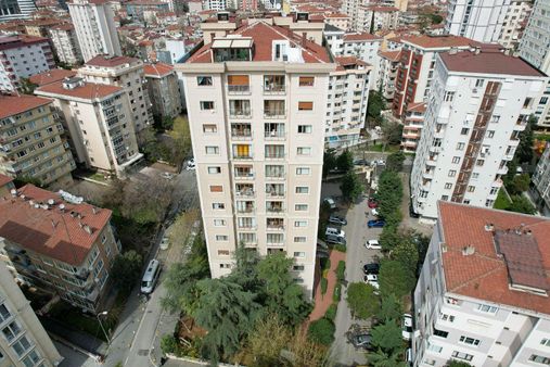 Göztepe & Kuyubaşı Konutları’nda, 10. Kat 3+1 Satılık Boş Fırsat Daire