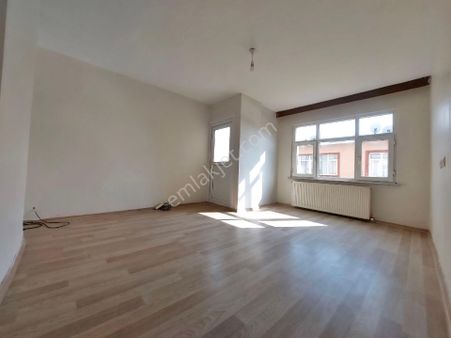 İkitelli M.akif'de Kiralık 2+1 100m2