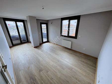 Yatırım'dan Küçükyalı'da Metroya 6 Dk Deniz Manzaralı 3+1 Köşe