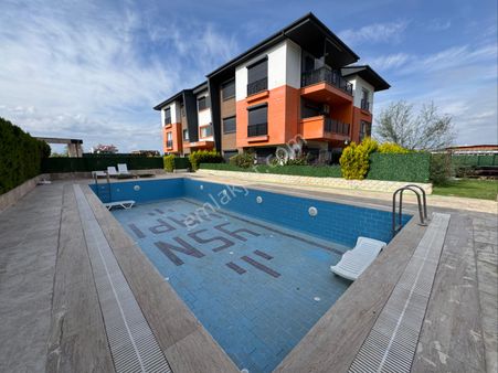 Kuladası Davutlarda Havuzlu Site İçerisinde 2+1 Daire