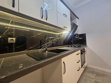 Cantandan Altınkum'da Fırsat Cam Balkonlu Sıfır 1+1 Lüks Daire