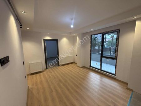 Gümüş Grouptan Hükümet Konağının Arkasında Satılık 1+1