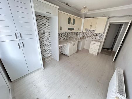 Doğan Emlak Group’tan İlkadım Ulugazi Mh.2+1 3.kat İçi Yapılı