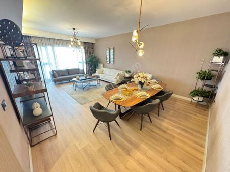 Ovacık Merkez'de 4,5+1 Teras Balkonlu Lüks Yapılı Oturuma Hazır