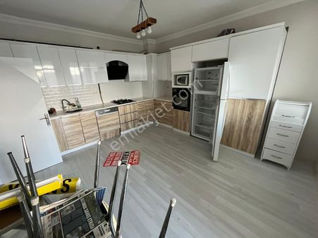 Merkezde Yapılı Geniş 3+1 Kiralık Daire***burcu Emlaktan***