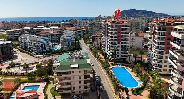 Alanya'nın En Prestijli Sitesinde 4+1 (vatandaşlığa Uygun)