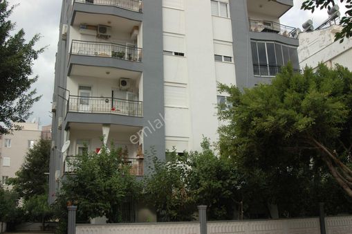Antalya Konyaaltı Arapsuyu Öğretmenevleri Mah 60m2 1+1 18.000tl