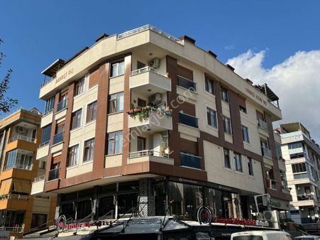 ▃artemin▃küçükyalı Mektep Caddesinde Ön Cephe Balkonlu Arakat2+1