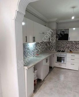 İhsaniye Mahallesinde Barbaros İlkokul Civarı Full Bakımlı 2+1 Daire