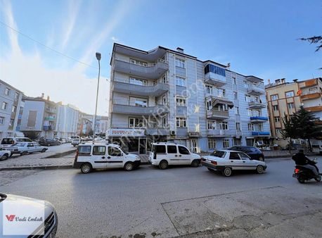 Vadi Emlak'tan Yeşilırmak Mahallesinde Kiralık 3+1 Daire