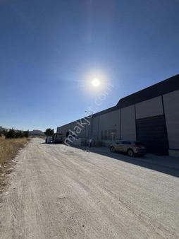 Rw Milyon'dan Emko'da Kiralık 1075 M2 Yüksek Tavanlı Dükkan